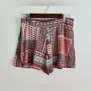 Dizzy Lizzy Boho Indie Flowy Paisley Floral Print High Rise Shorts Large